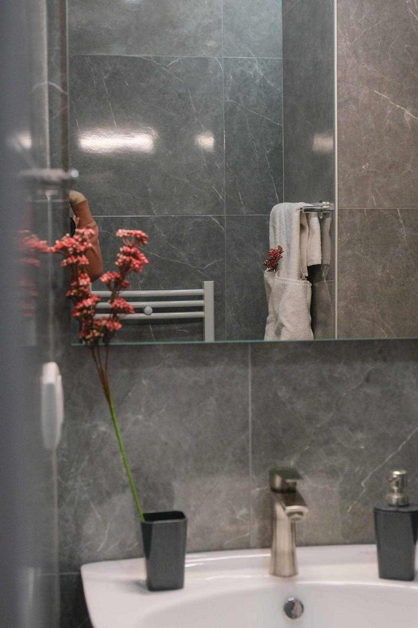 Round Garden Hotel Τυφλίδα Εξωτερικό φωτογραφία