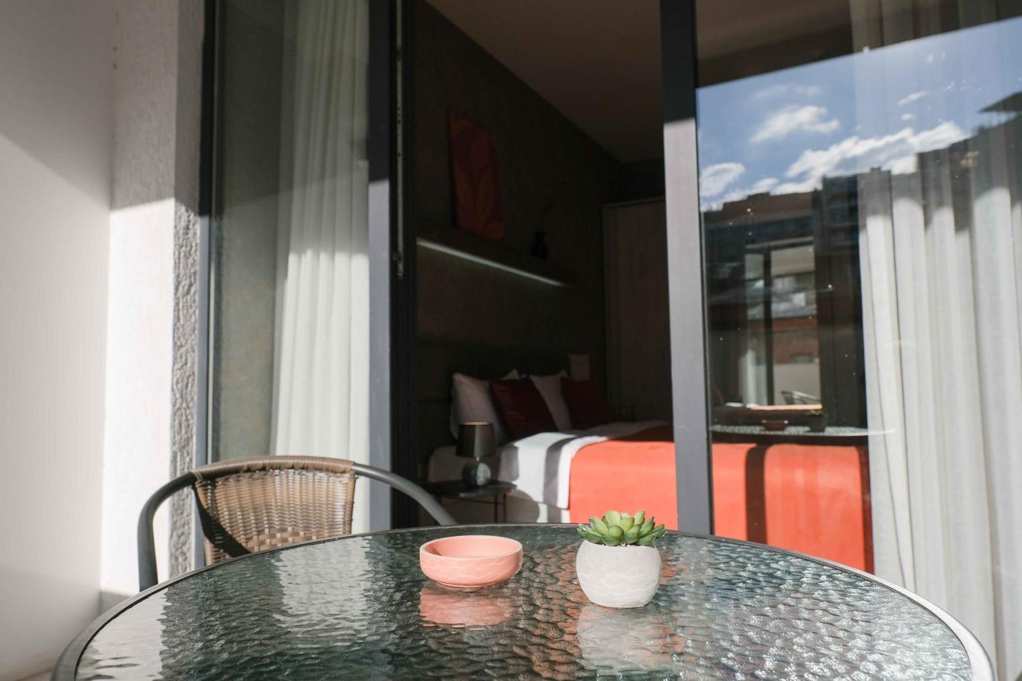 Round Garden Hotel Τυφλίδα Εξωτερικό φωτογραφία