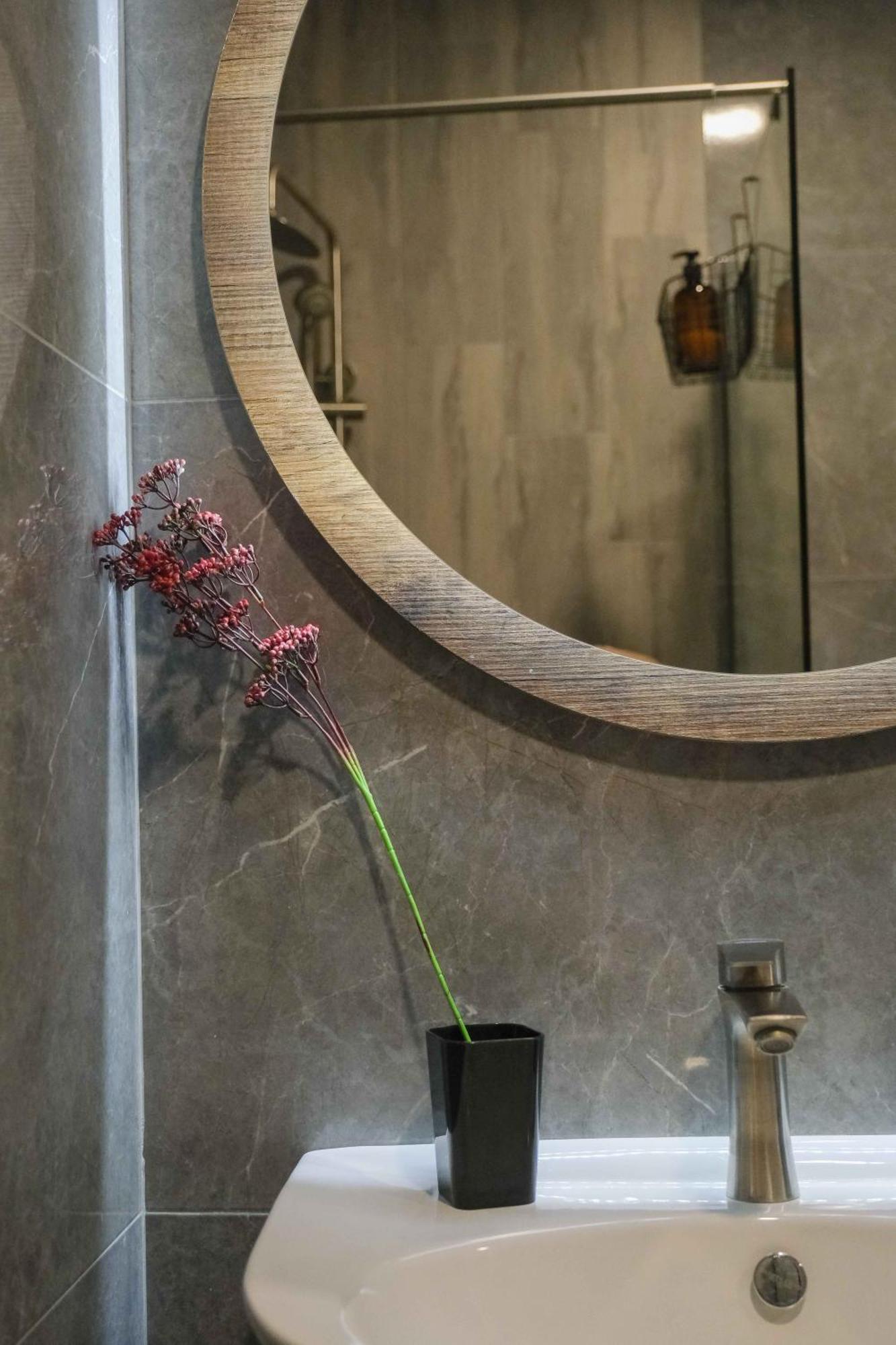 Round Garden Hotel Τυφλίδα Εξωτερικό φωτογραφία
